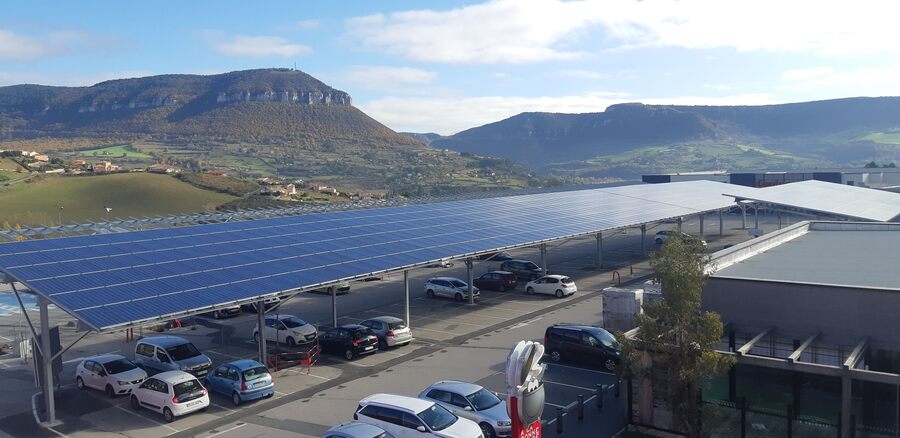 Carport Solar GreenYellow na França